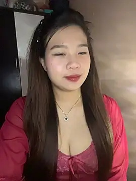 Snapshot of Bae1103_ chatting on 12-17-25, 05:52 Bae1103 online show from 12-17-25, 05:52