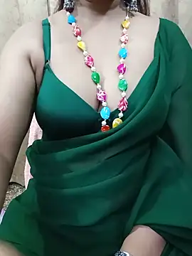 Snapshot of kusbu0077 chatting on 06-22-26, 03:25 kusbu0077 online show from 06-22-26, 03:25