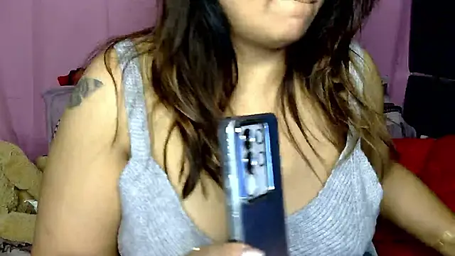 butterflyslay online show from 01-14-26, 04:18