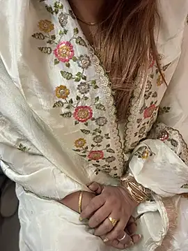 butterflyslay online show from 04-08-26, 04:01