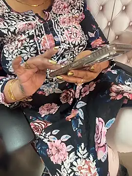 butterflyslay online show from 04-08-26, 04:07