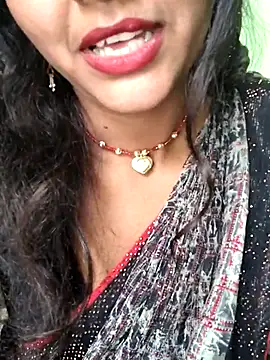 Aaisha 01 online show from 12-21-25, 07:15