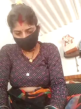 Snapshot of Aaisha_01 chatting on 06-13-26, 07:50 Aaisha 01 online show from 06-13-26, 07:50