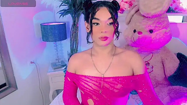 agathaferrer3 online show from 12-22-25, 08:33