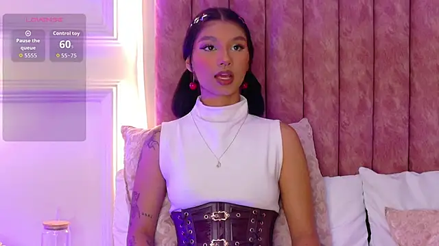 Mimi-Nyx online show from 05-05-26, 03:03