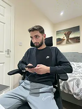 Snapshot of Juliann69Ramiro chatting on 01-13-26, 11:04 Juliann69Ramiro online show from 01-13-26, 11:04