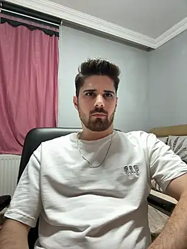 berke3424 online show from 02-12-26, 01:22