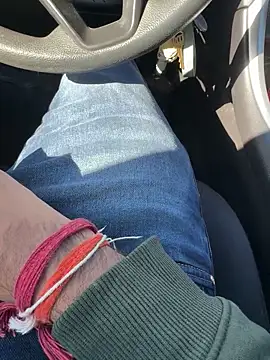 Snapshot of rohitgun023 chatting on 12-17-25, 04:46 rohitgun023 online show from 12-17-25, 04:46