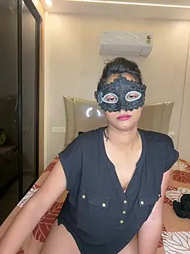 Snapshot of Cutie_Seema chatting on 06-08-26, 04:40 Cutie Seema online show from 06-08-26, 04:40