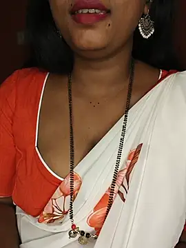 Snapshot of Rachu_love chatting on 07-31-26, 05:01 Rachu love online show from 07-31-26, 05:01
