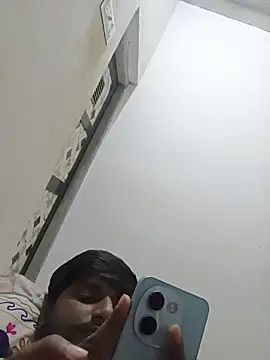 Snapshot of Amit__okay chatting on 12-16-25, 06:57 Amit okay online show from 12-16-25, 06:57