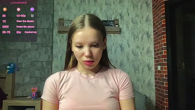 Snapshot of Cara_Sweet1 chatting on 05-08-26, 05:40 Cara Sweet1 online show from 05-08-26, 05:40