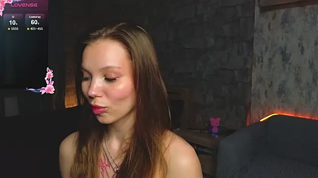 Snapshot of Cara_Sweet1 chatting on 05-23-26, 05:28 Cara Sweet1 online show from 05-23-26, 05:28