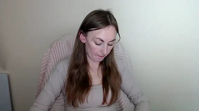 LiaSeass  online show from 05-21-26, 12:45