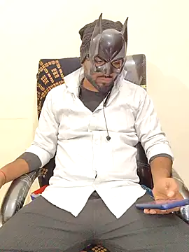 Snapshot of Crazy_1Boy chatting on 12-18-25, 04:24 Crazy 1Boy online show from 12-18-25, 04:24