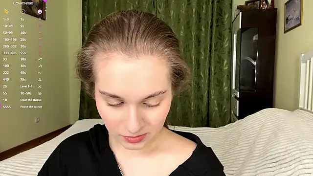 Snapshot of MiaBlanko chatting on 12-18-25, 07:25 MiaBlanko online show from 12-18-25, 07:25