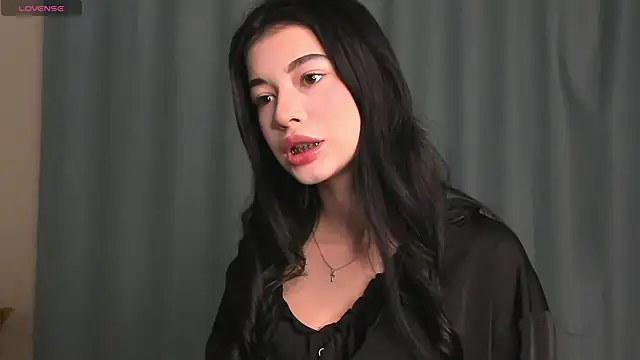 LisaColee online show from 04-06-26, 08:32