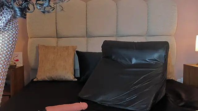 veromilff online show from 03-20-26, 07:30