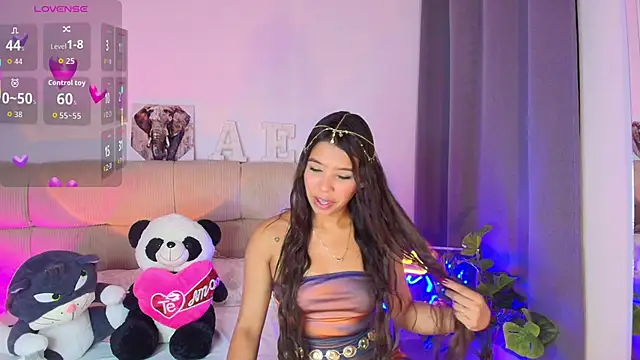 Snapshot of Ana_herrera chatting on 06-18-26, 11:25 Ana herrera online show from 06-18-26, 11:25