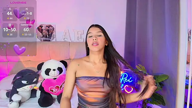 Snapshot of Ana_herrera chatting on 06-23-26, 11:19 Ana herrera online show from 06-23-26, 11:19