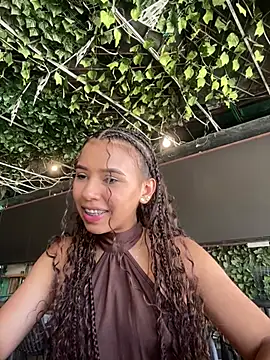Snapshot of Ana_herrera chatting on 07-17-26, 03:50 Ana herrera online show from 07-17-26, 03:50