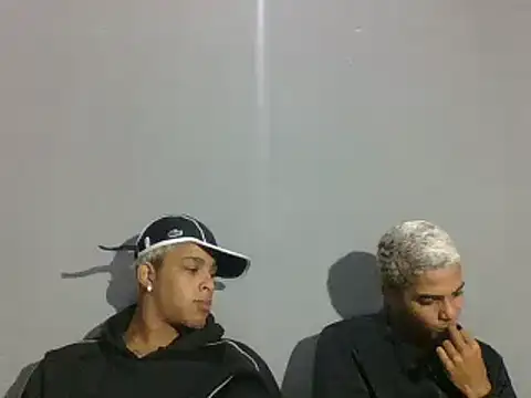 Snapshot of Jottarlk_ chatting on 12-18-25, 11:33 Jottarlk online show from 12-18-25, 11:33