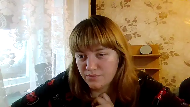 Snapshot of swett_girll chatting on 12-14-25, 11:26 swett girll online show from 12-14-25, 11:26