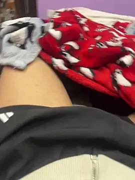 Snapshot of devilsinghrajput chatting on 12-15-25, 08:35 devilsinghrajput online show from 12-15-25, 08:35