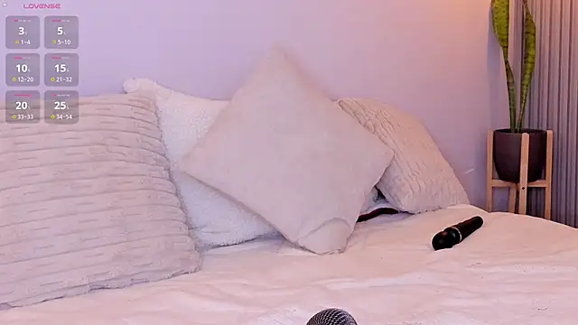 Sisi fun online show from 03-09-26, 07:18