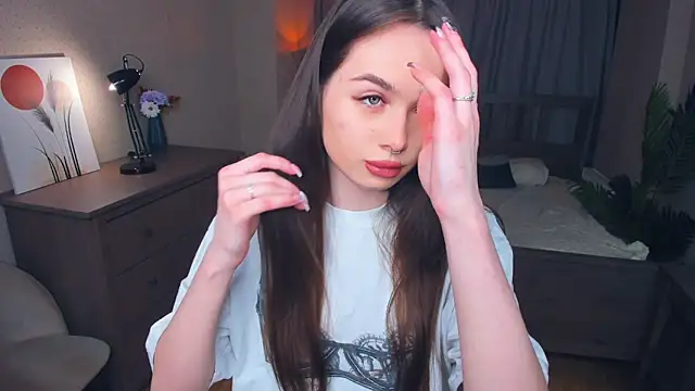 YvonneRobes online show from 02-04-26, 07:09