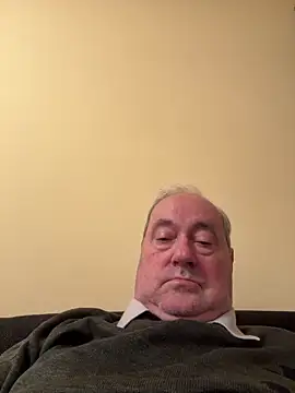 Snapshot of csikar chatting on 04-29-26, 08:48 csikar online show from 04-29-26, 08:48