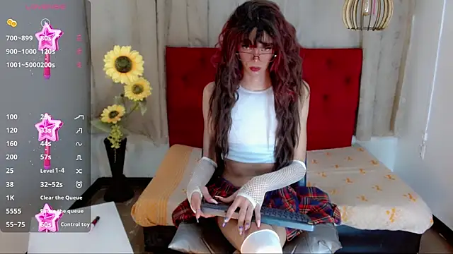 camila vasquez  online show from 12-17-25, 07:31