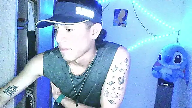 Snapshot of Glen_connor_11 chatting on 01-10-26, 04:58 Glen connor 11 online show from 01-10-26, 04:58