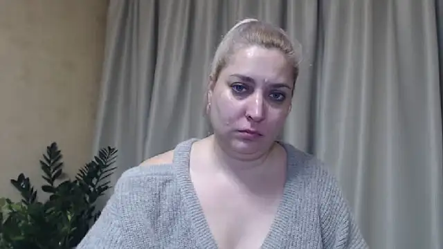 Snapshot of sweetpussy13 chatting on 01-21-25, 09:04 sweetpussy13 online show from 01-21-25, 09:04