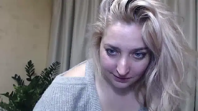 Snapshot of sweetpussy13 chatting on 02-13-25, 10:02 sweetpussy13 online show from 02-13-25, 10:02