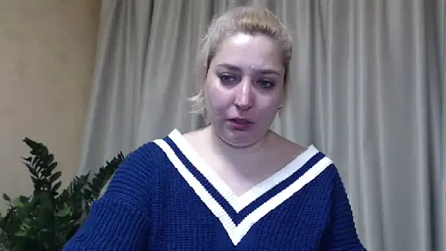 Snapshot of sweetpussy13 chatting on 03-01-25, 06:35 sweetpussy13 online show from 03-01-25, 06:35