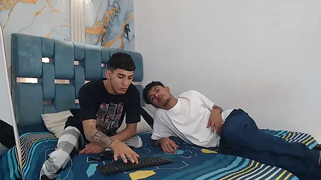 DIAMOND BLACKS online show from 02-19-26, 07:37