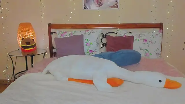 Snapshot of miya_soft chatting on 07-08-26, 03:16 miya soft online show from 07-08-26, 03:16
