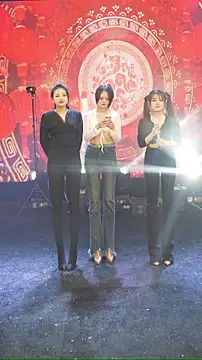 Snapshot of Xiaomei668 chatting on 12-16-25, 12:43 Xiaomei668 online show from 12-16-25, 12:43