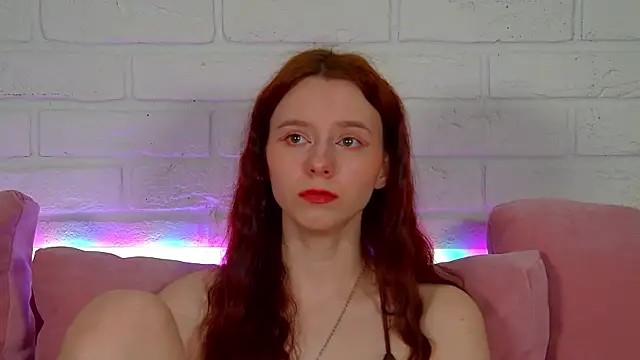 Snapshot of ArinaKubrick chatting on 04-28-26, 04:34 ArinaKubrick online show from 04-28-26, 04:34