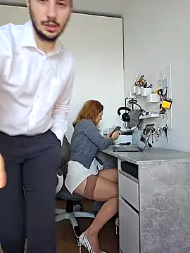 Snapshot of Lovebackground chatting on 01-05-25, 09:37 Lovebackground online show from 01-05-25, 09:37