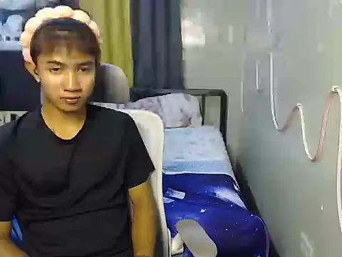 Ur hottestjonny online show from 06-16-26, 11:46