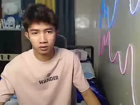 Ur hottestjonny online show from 06-17-26, 10:43