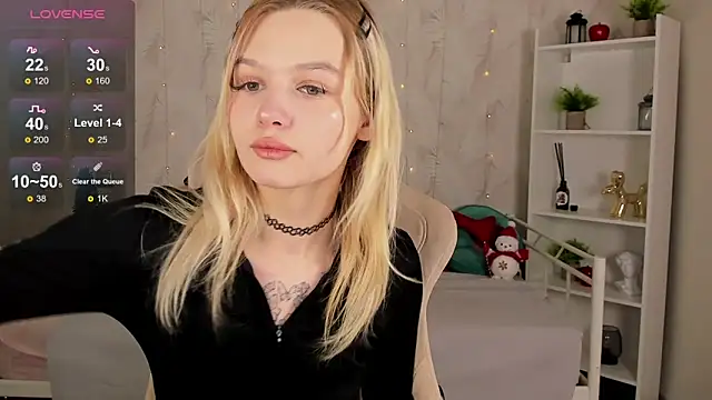 KianaVision online show from 12-18-25, 05:35