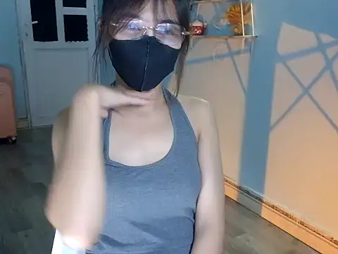 Chichi 86 online show from 06-20-26, 04:32