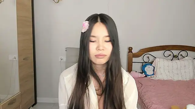 Snapshot of amiya_cute chatting on 02-05-26, 05:17 amiya cute online show from 02-05-26, 05:17