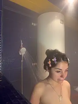 SilkyMira online show from 04-11-26, 05:39