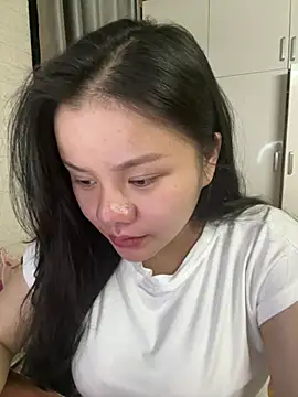 leo-kitty online show from 04-01-26, 02:47