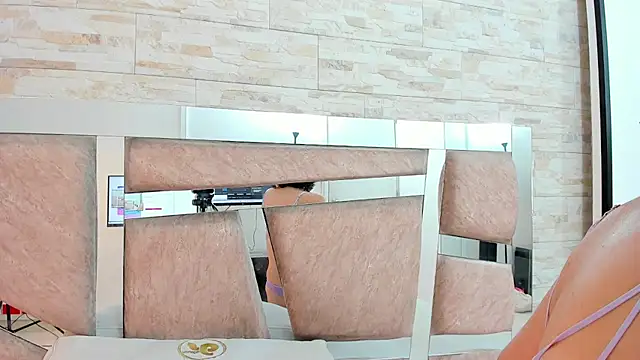 chloe cortez online show from 12-22-25, 10:23