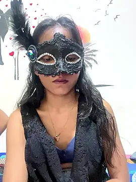 Snapshot of Sexylaiba chatting on 01-15-26, 06:00 Sexylaiba online show from 01-15-26, 06:00